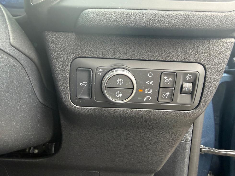 Ford Kuga Photo 6b1f96ce-6cde-48db-94ea-11ee3b350fc9.jpeg