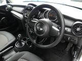 MINI Hatch Photo 20