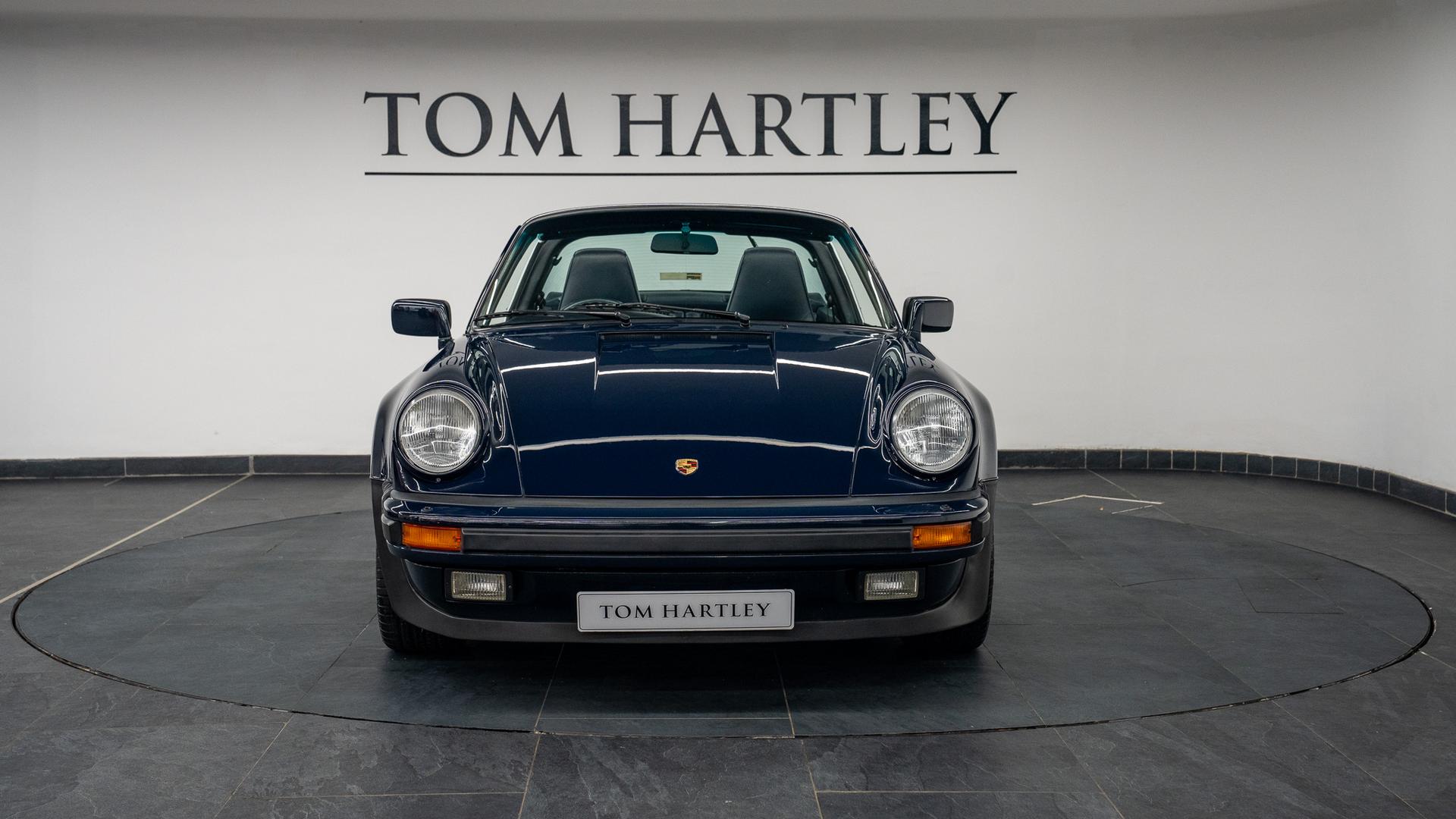 Porsche 911 Carrera Photo 6b2c8a0b-29a5-4a07-927f-caf5b2c6490d.jpg