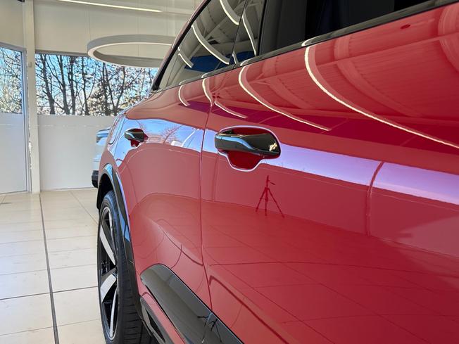 PORSCHE Macan Photo 51