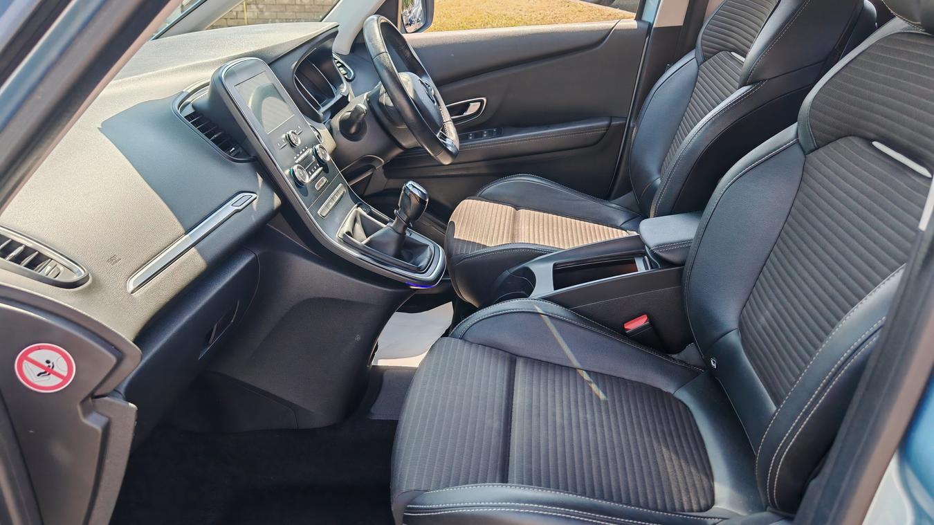 Used Renault Scenic WT66EHH 23