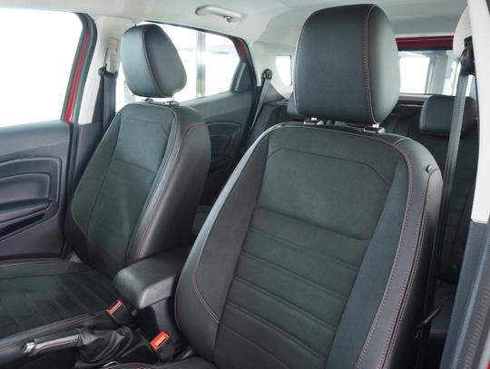 Ford EcoSport Photo 6b9af953-3890-44db-984f-2848dac019c8.jpg