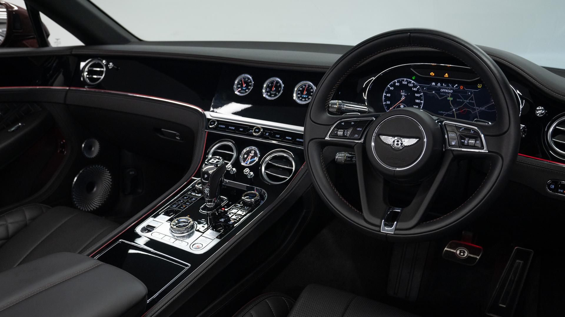 Bentley Continental Photo 6ba20b00-4c59-47d2-afb2-f8581f9565c1.jpg