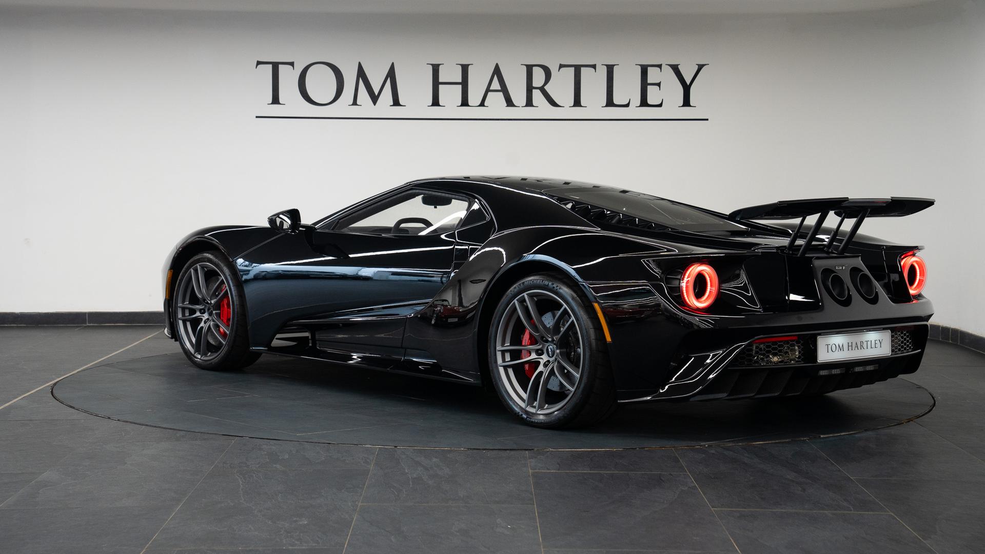 Ford GT Photo 6ba9a2d7-737c-45f5-b8b0-68a8979323f4.jpg