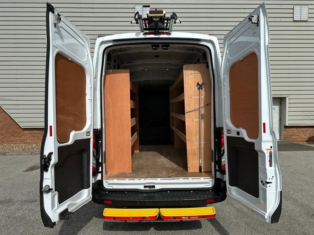 Ford Transit Photo 6baaf861-7678-46c9-8b93-5323cc6a72f5.jpg