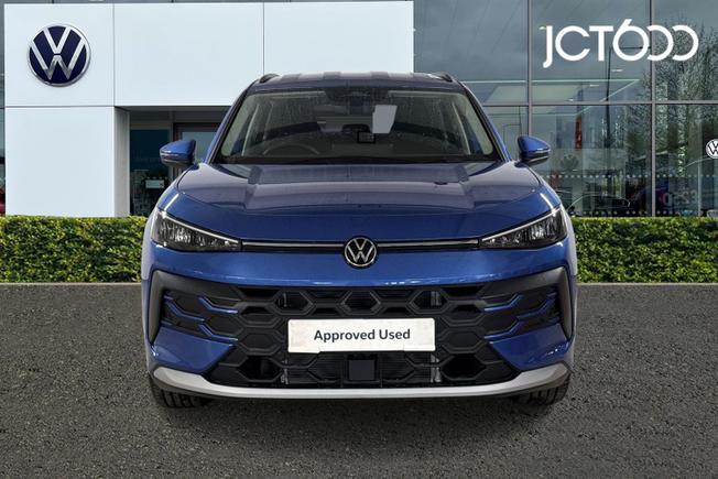 VOLKSWAGEN T-Roc Photo 8