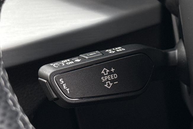 Audi Q2 Photo 36