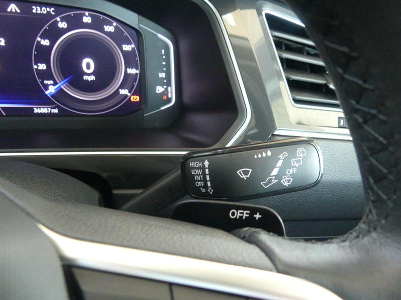 Volkswagen Tiguan Photo 6bc44151-a20b-4756-8050-9250a35c3221.jpg