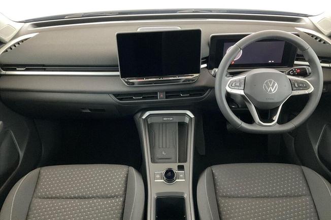 VOLKSWAGEN T-Roc Photo 11