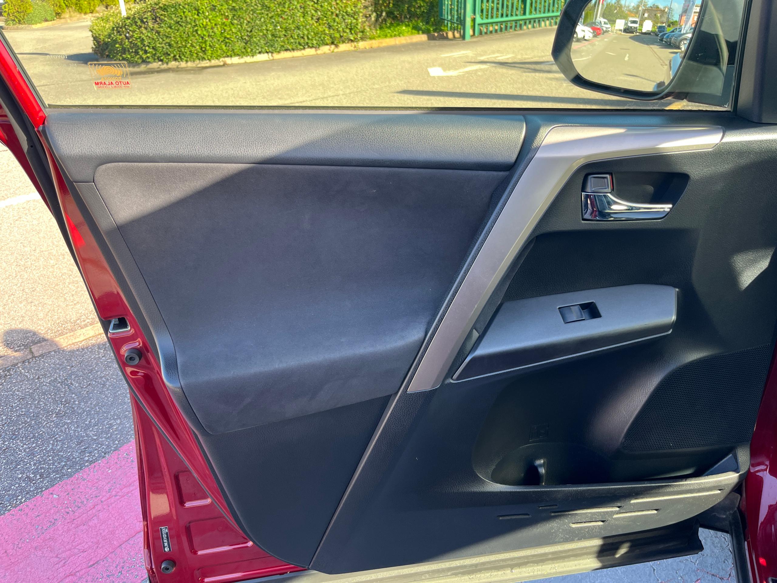 Toyota RAV4 Photo 12
