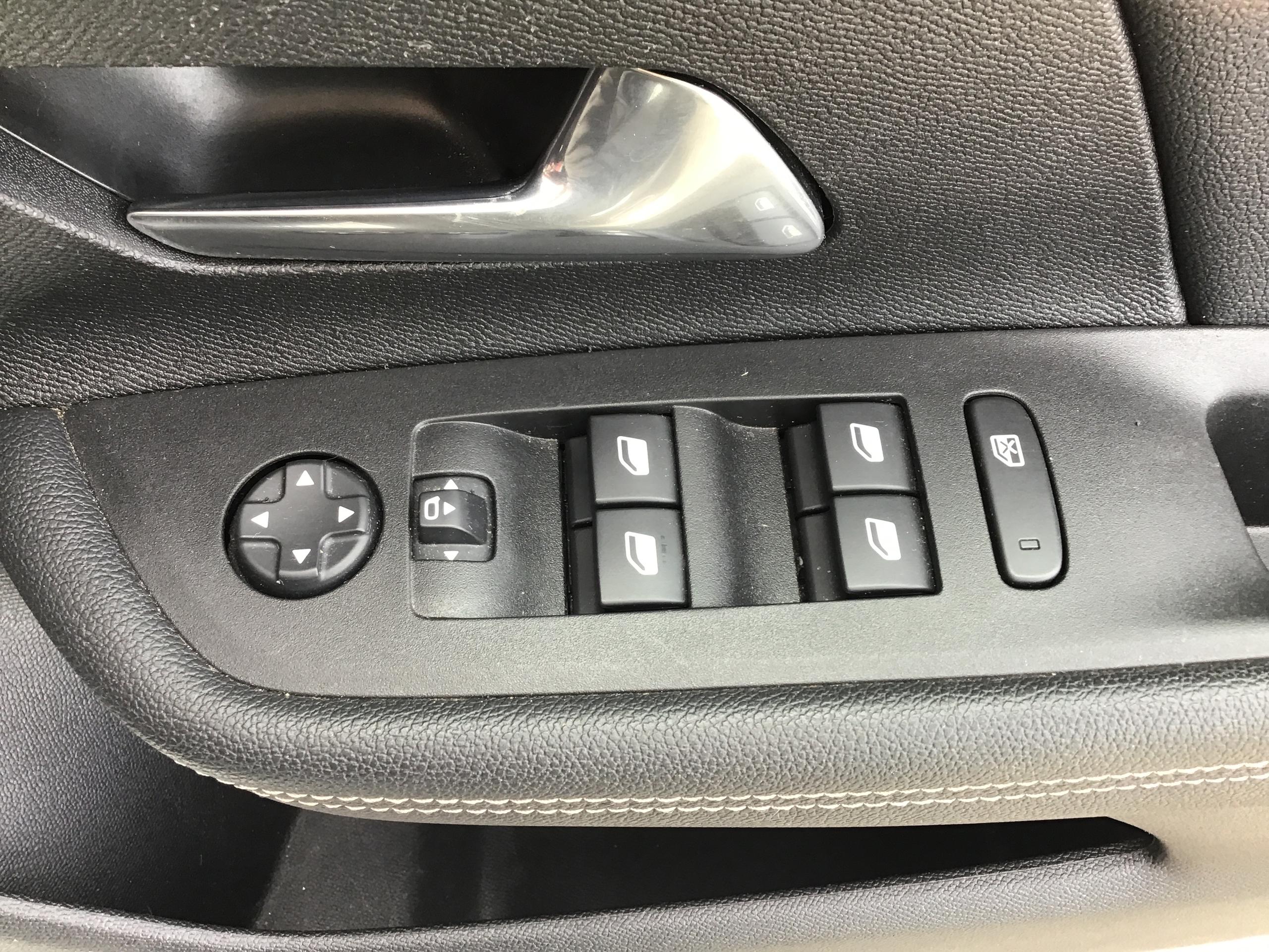 Vauxhall Mokka Photo 13
