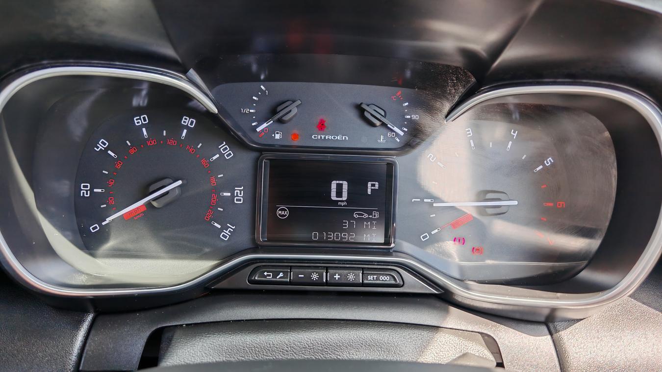 Used Citroen C3 Aircross FG72NLO 28