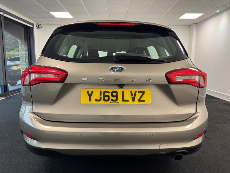 Ford Focus Photo 6c02741d-c3bd-44cc-ab83-80bf3569dab7.jpg