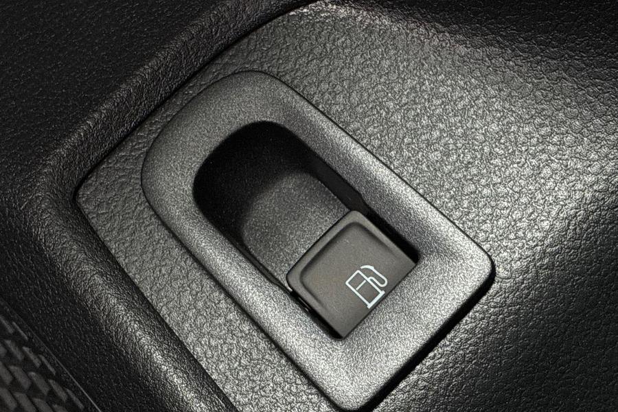 Ford CONNECT Photo 6c138bc7-d2a1-419b-b735-6f39e4069747.jpg