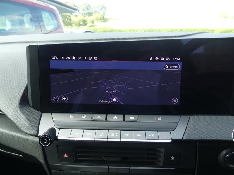 Vauxhall Astra Photo 6c176cef-4531-41ec-89a7-c1c4907f3d6d.jpg