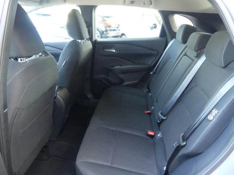 Nissan Qashqai Photo 6c17e700-ed39-4ab8-8e9c-d63536b1ab5b.jpg