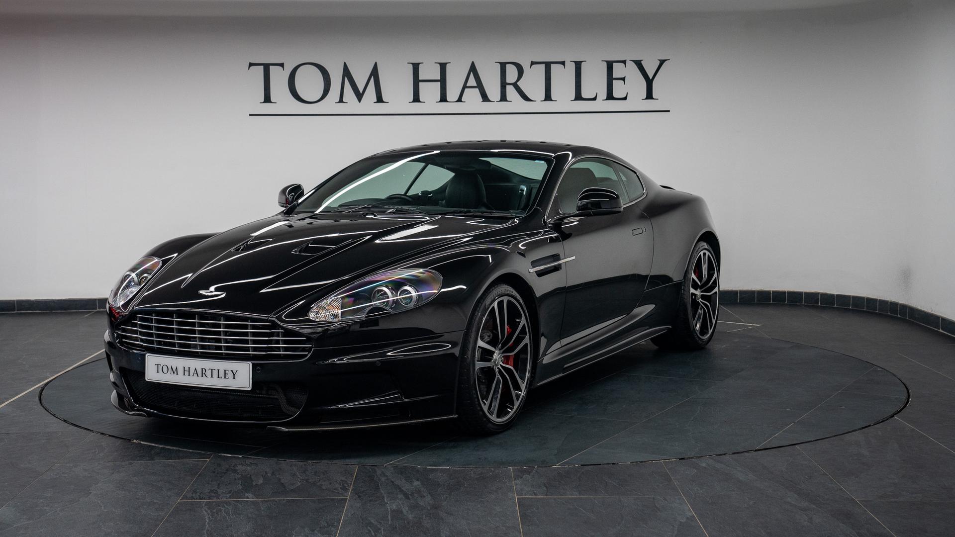 Aston Martin DBS Photo 6c1bb4bb-0cfd-4f41-a126-0ba971d61d26.jpg