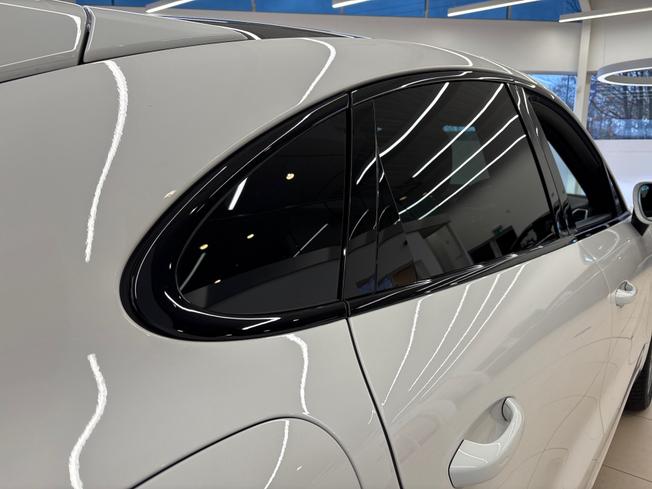 PORSCHE Cayenne Photo 40