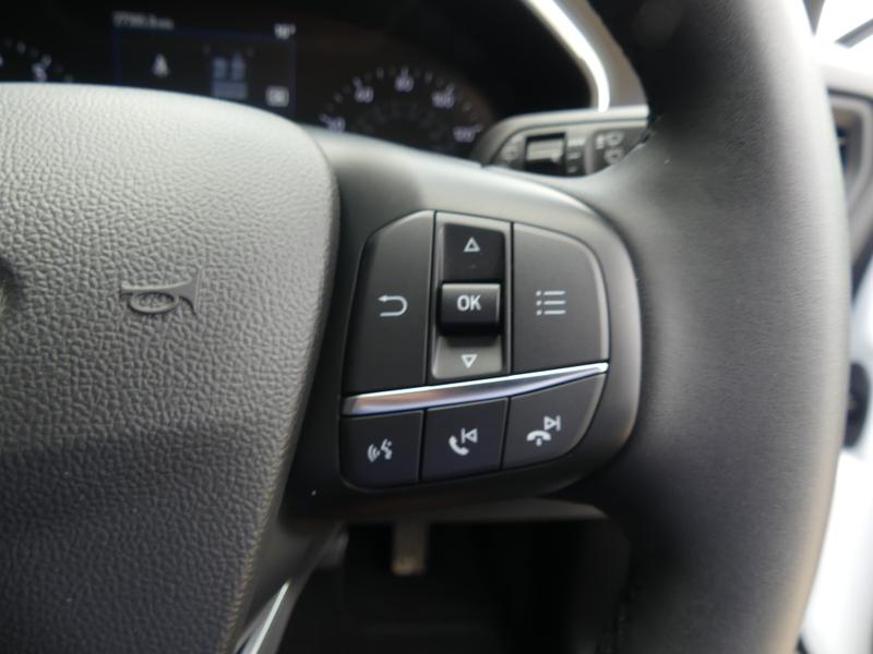 Ford Focus Photo 6c2d89df-c69a-43d6-8fe1-efc535038288.jpg
