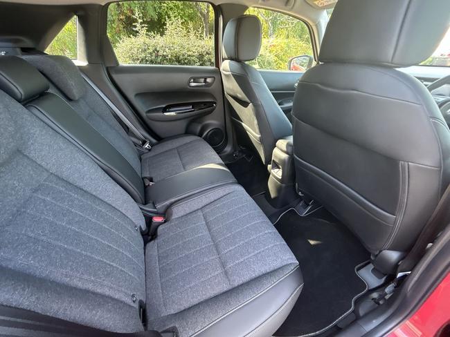 Honda Jazz Photo 6c471c39-7fa4-4976-9f2e-8914c5035e92.jpg