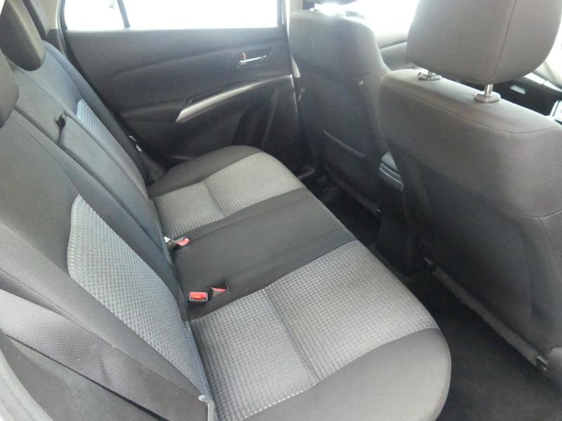 Suzuki S-Cross Photo 6c4992cb-b4e0-49ef-981c-c1fbde39a92c.jpg