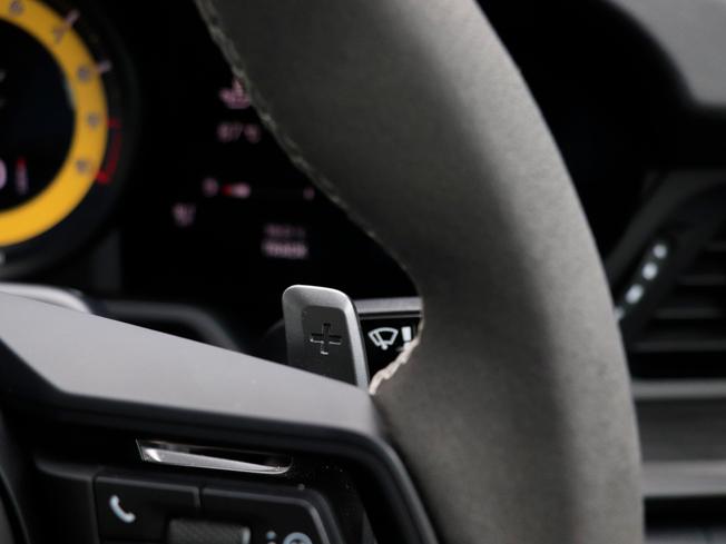 PORSCHE 911 Photo 40