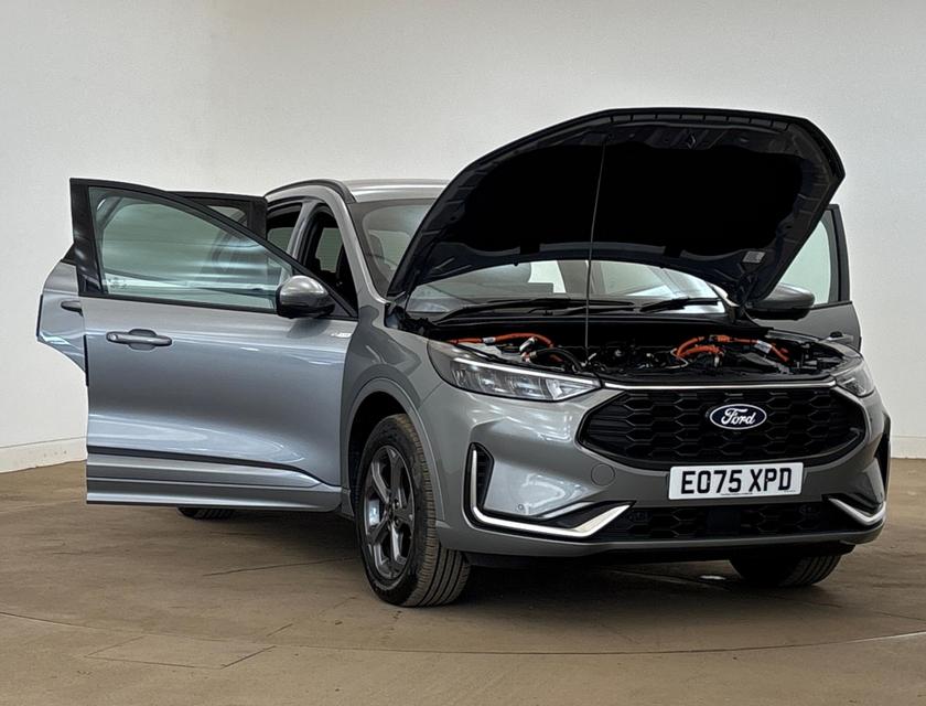 Ford Kuga Photo 6c544e67-643b-4c0e-8f51-6b42514d1bfa.jpg