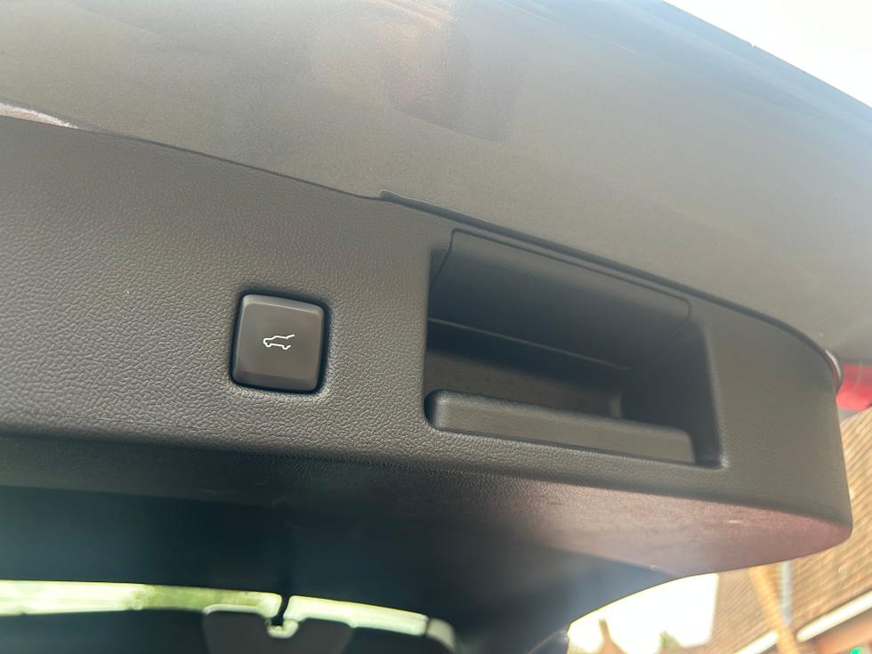 Ford Kuga Photo 6c780310-5f97-468b-8f18-15a5706ee0a1.jpeg