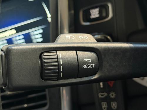 Volvo XC60 Photo 6c7cb3e5-ce77-4c20-ad00-5b2e06b20bd6.jpeg