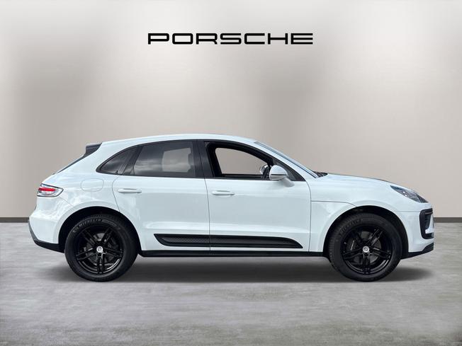 PORSCHE Macan Photo 8