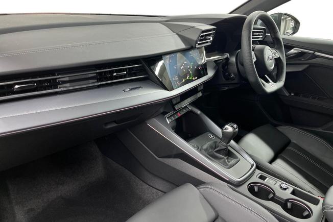 Audi A3 Photo 2