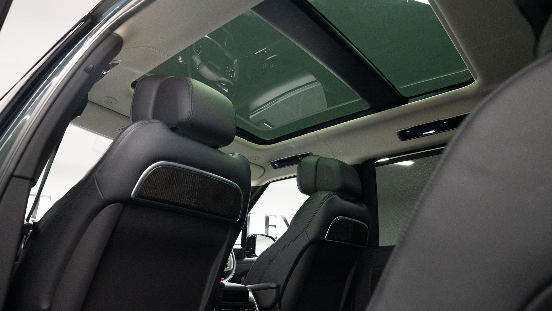 Land Rover RANGE ROVER Photo 6c939c95-5f50-459a-b9df-5e236a920f68.jpg