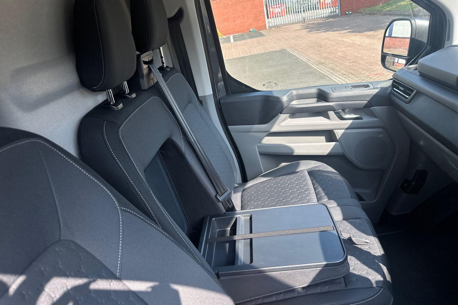 Ford TRANSIT CUSTOM Photo 28