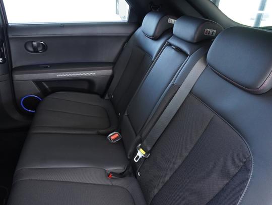 Hyundai IONIQ 5 Photo 6ca6dd04-66bc-483e-af3f-c80d3e845db0.jpg