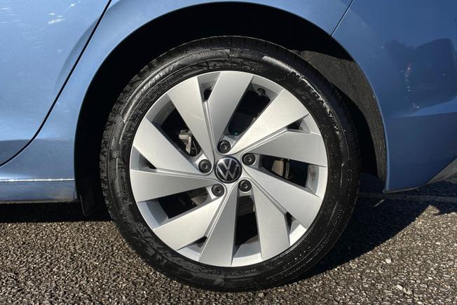 Volkswagen Golf Photo 6