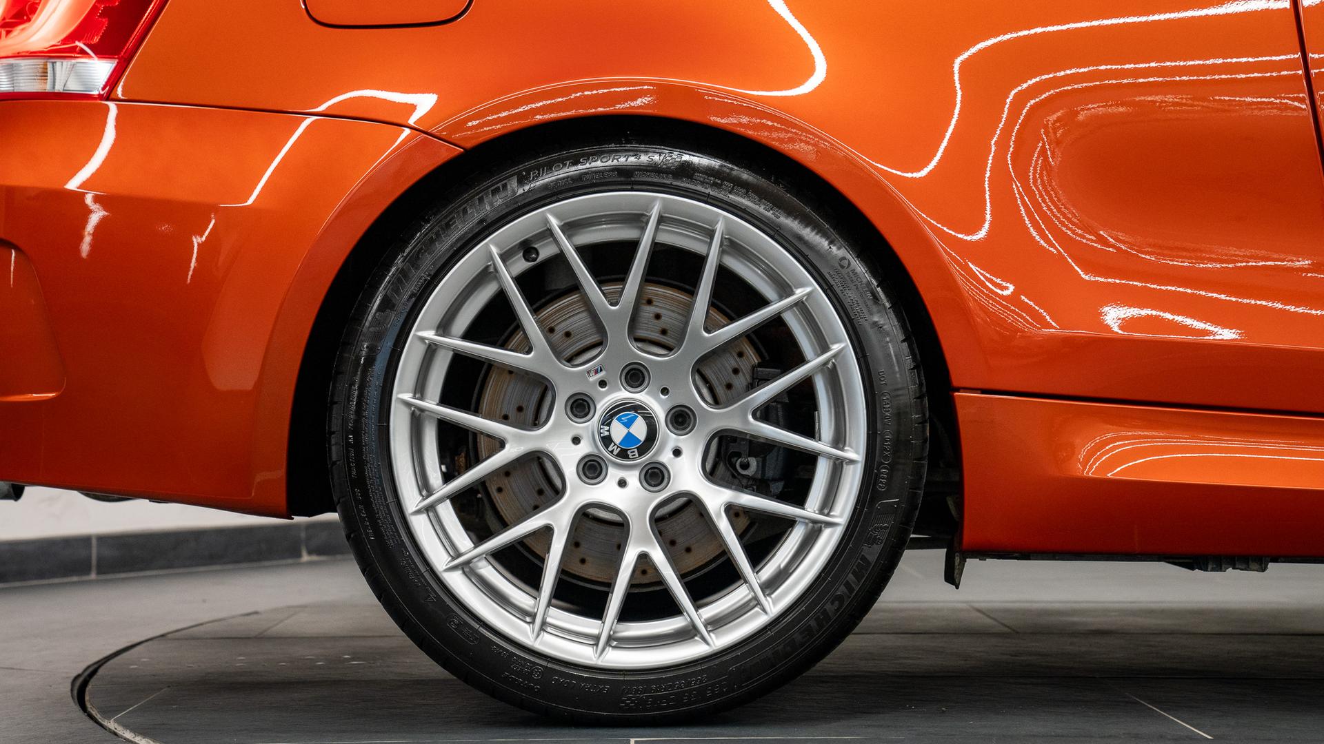 BMW 1M Photo 6cbd6c29-5b2d-4ade-ad98-c01e2c09d1df.jpg