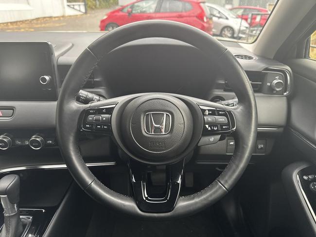 Honda HR-V Photo 6cc83474-b5b3-4227-b940-40d2ad191386.jpg