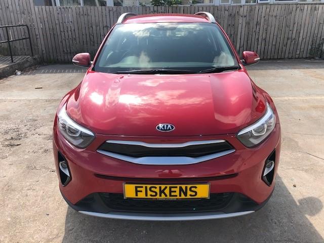 Kia Stonic 1.0 T-GDi 2 in Blaze Red £10,495