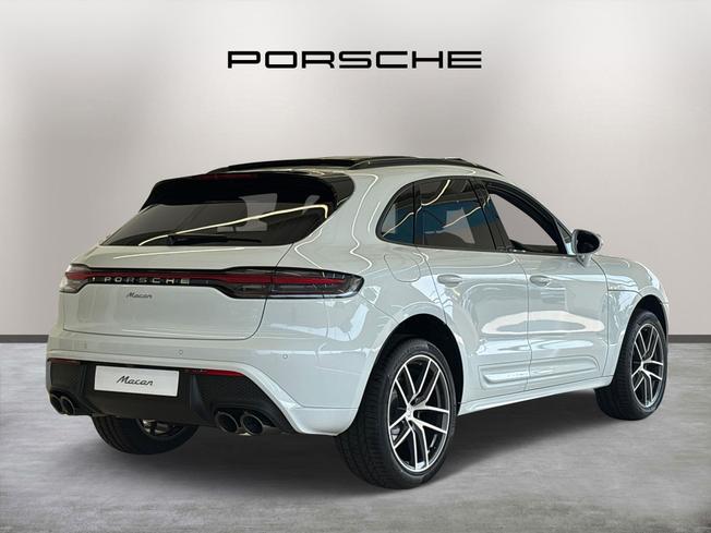 PORSCHE Macan Photo 7