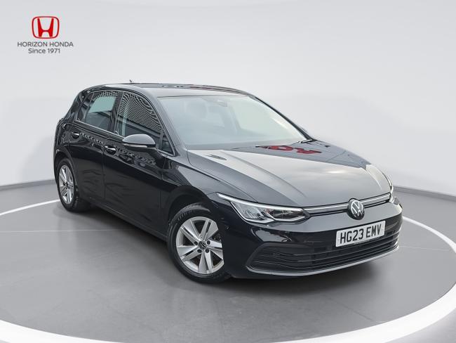 Volkswagen Golf Photo 6cef5771-aab5-44c7-8ab7-56e074776ee3.jpg