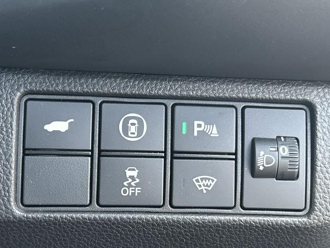 Honda HR-V Photo 6cf53c23-c89b-40ad-8d23-4574d9bd7e7a.jpg