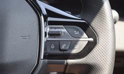 PEUGEOT 408 Photo 14