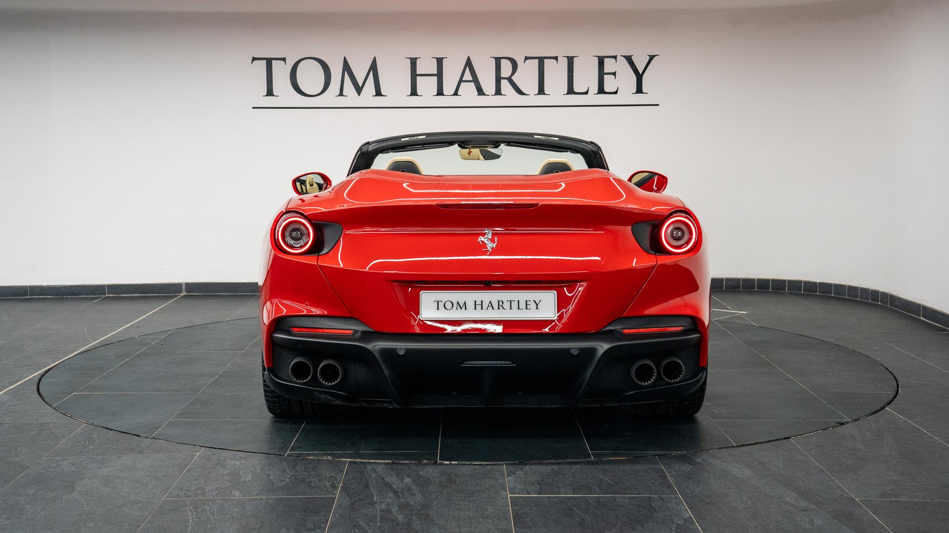 Ferrari Portofino Photo 6cf9ce93-22cb-460b-98ce-56f1c06a8749.jpg