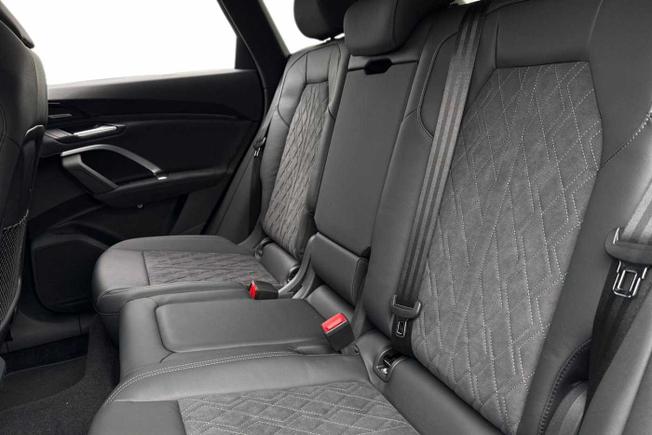 AUDI Q5 Photo 9