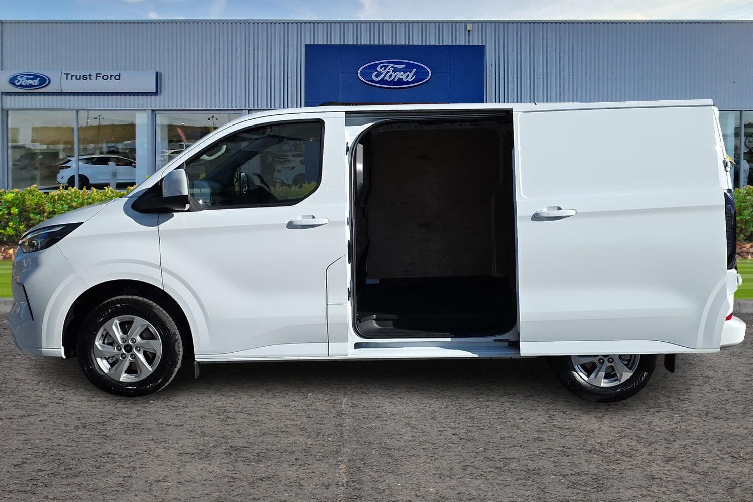 Ford TRANSIT CUSTOM Photo 5