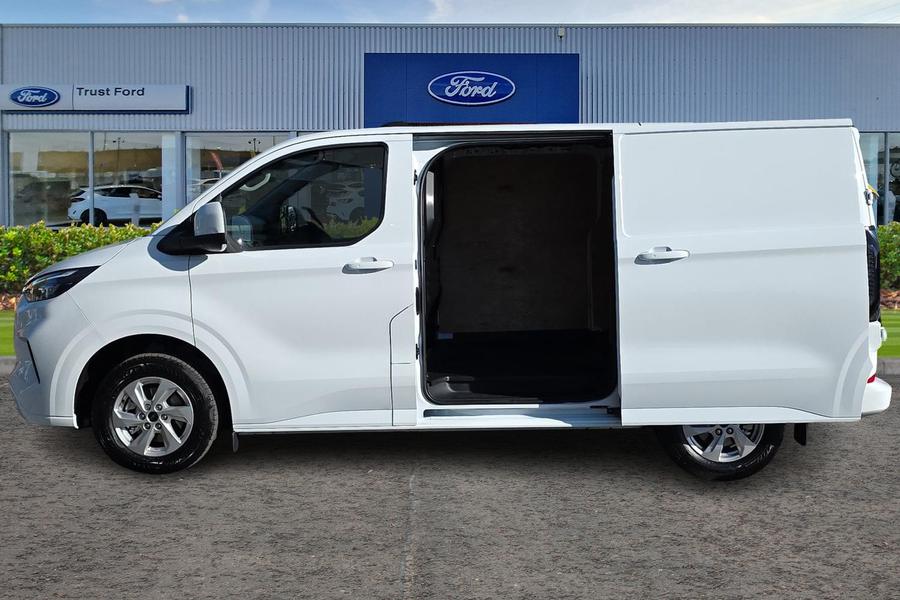 Ford TRANSIT CUSTOM Photo 6d053944-2c59-4244-9d8c-63492148ddca.jpg