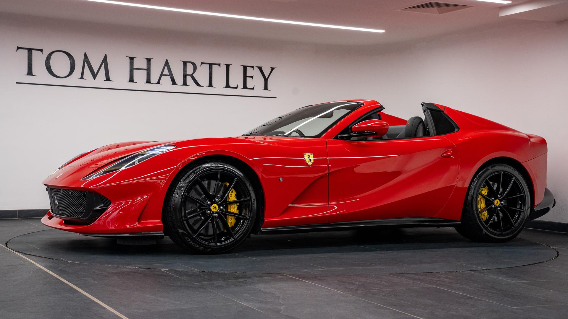 Ferrari 812 Photo 6d0d0ebc-0f2c-4bc0-b3f9-364d841a0844.jpg
