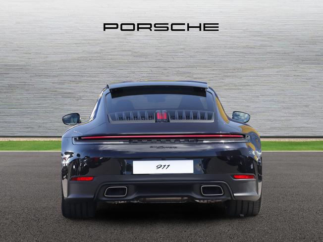PORSCHE 911 Photo 6
