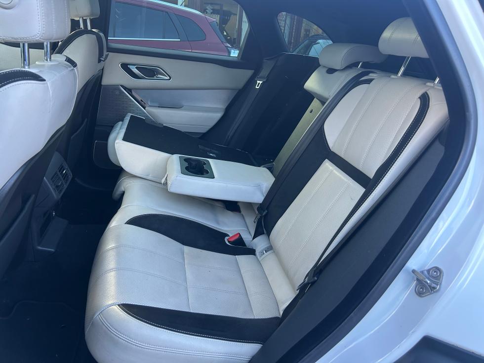 Land Rover Range Rover Velar Photo 6d2813ae-5128-4061-a19c-334089fdb7bd.jpeg