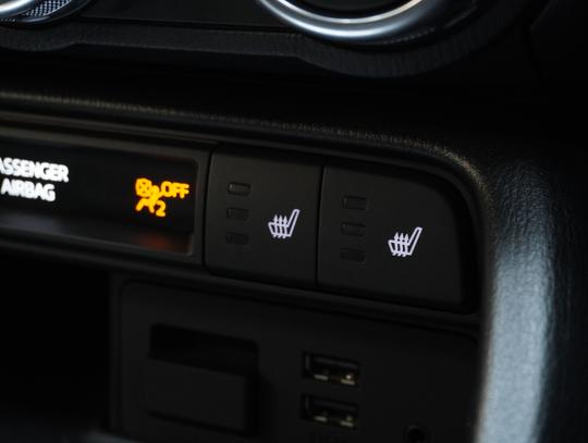 Mazda MX-5 Photo 6d298eef-2447-4794-bea9-6aebfd45d585.jpg